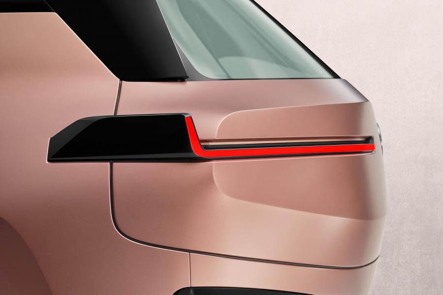 Детали экстерьера BMW Vision iNEXT 2018 года  (фото 115 из 128)
